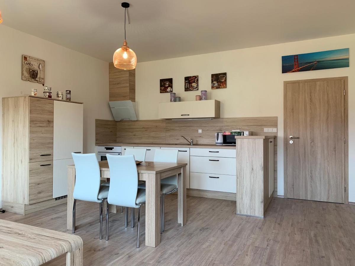Apartmán Monny Frymburk Exterior foto